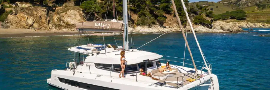 Luxurious Cabin Charter Isole Eolie